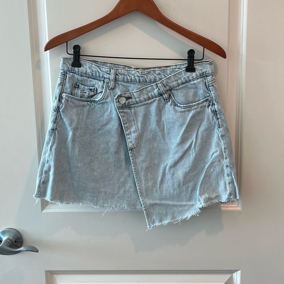 BLANKNYC Light Blue Asymmetrical Ultra High Waisted Denim Mini Skirt - Picture 1 of 16
